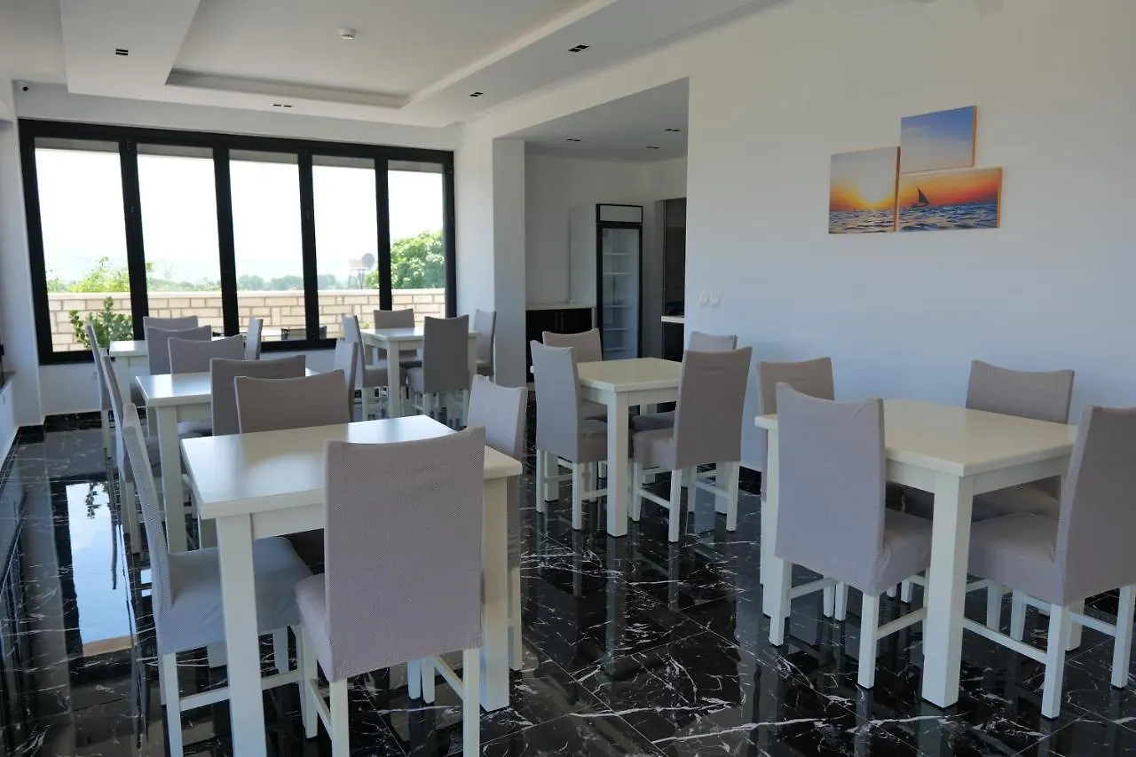 Golden Berden Boutique Apart-Hotel Cuke 0*,