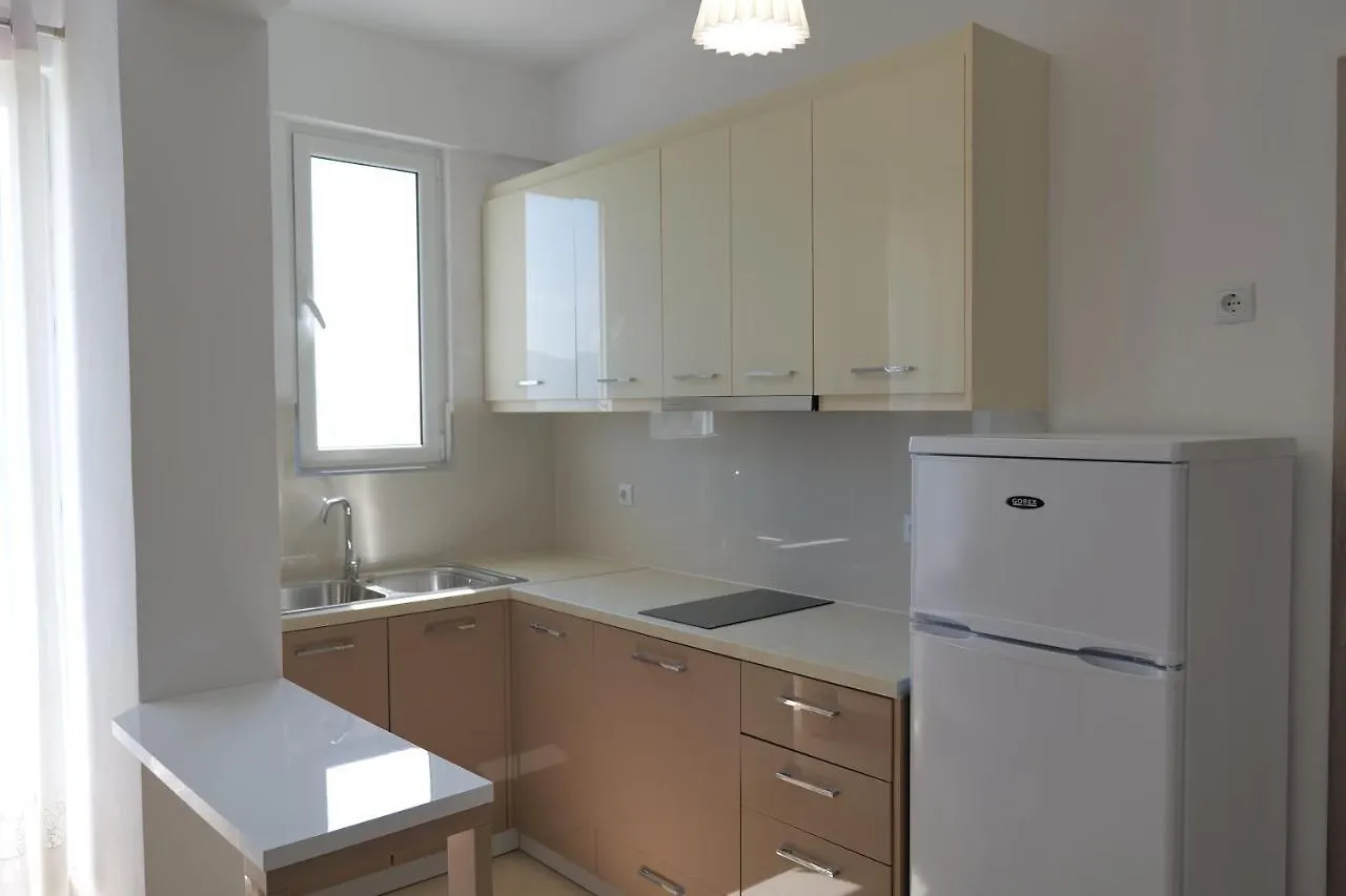 Hotel Golden Berden Boutique Apart-Hotel Cuke
