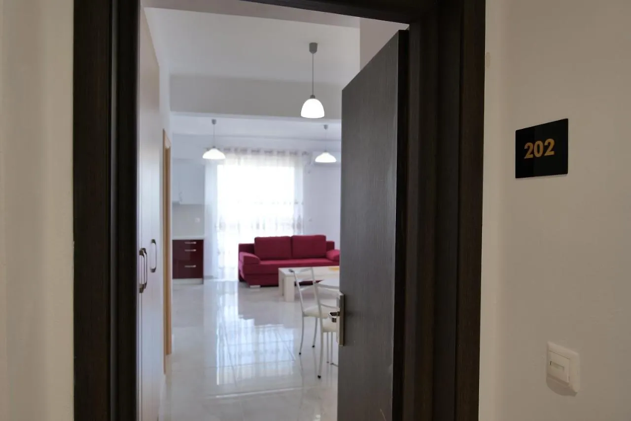 Golden Berden Boutique Apart-Hotel Cuke 0*,