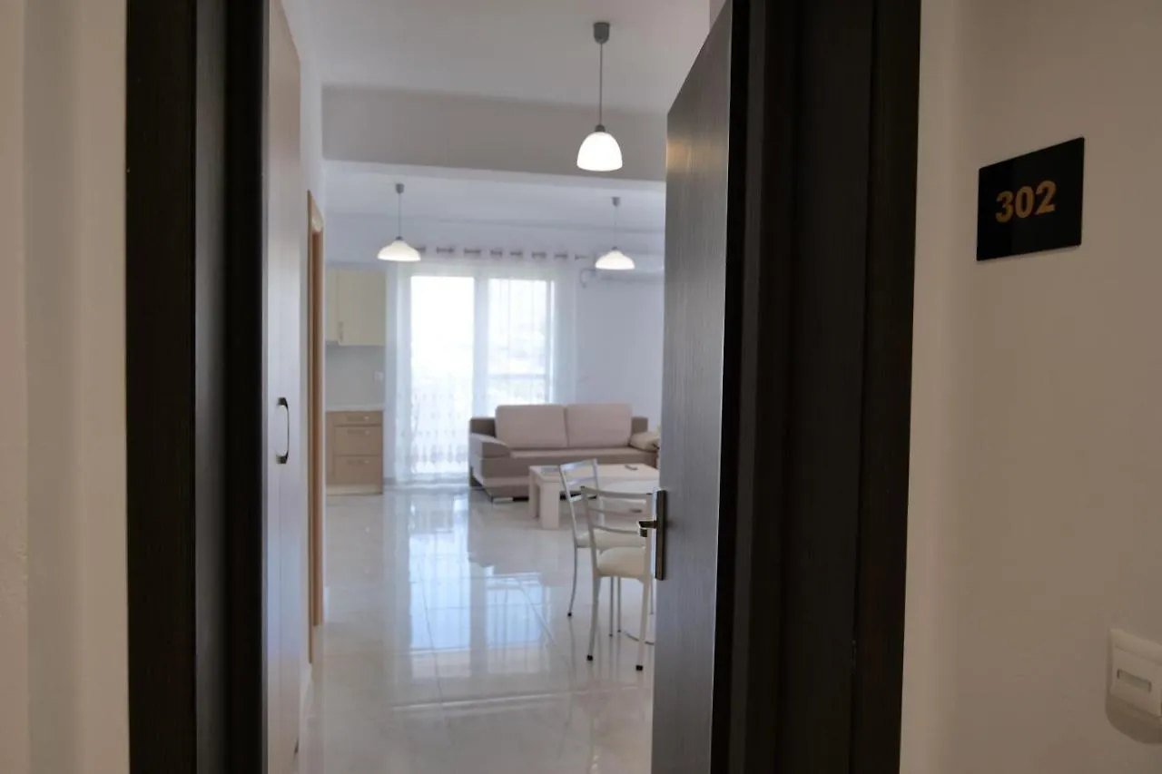 Golden Berden Boutique Apart-Hotel Cuke Hotel