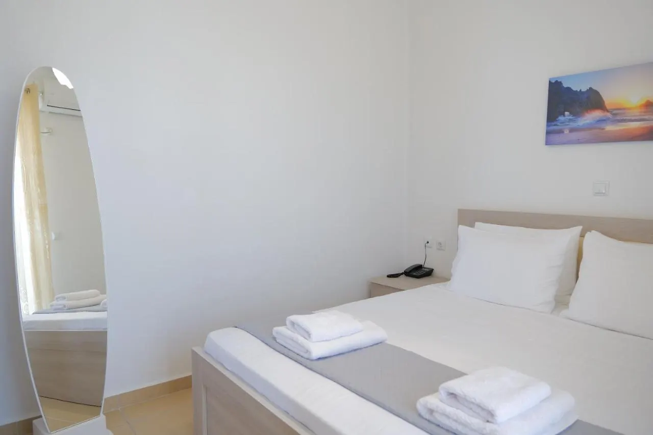 Golden Berden Boutique Apart-Hotel Cuke 0*,  Albania