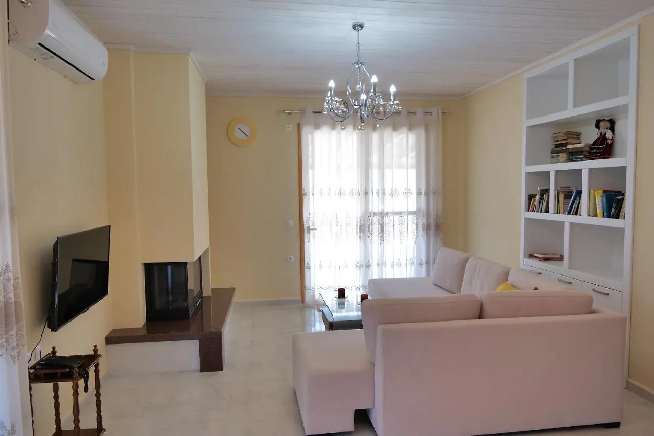 Golden Berden Boutique Apart-Hotel Cuke Albania