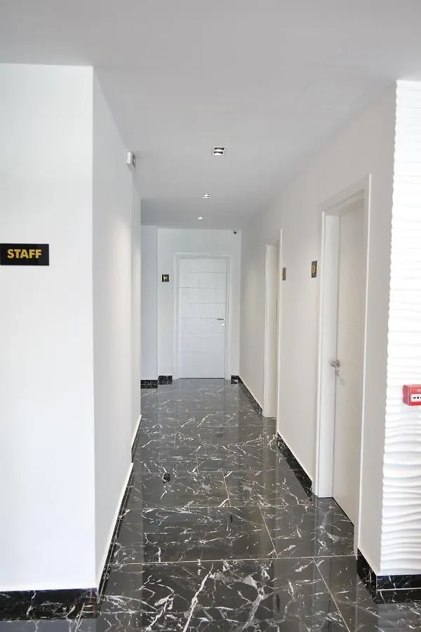 Hotel Golden Berden Boutique Apart-Hotel Cuke