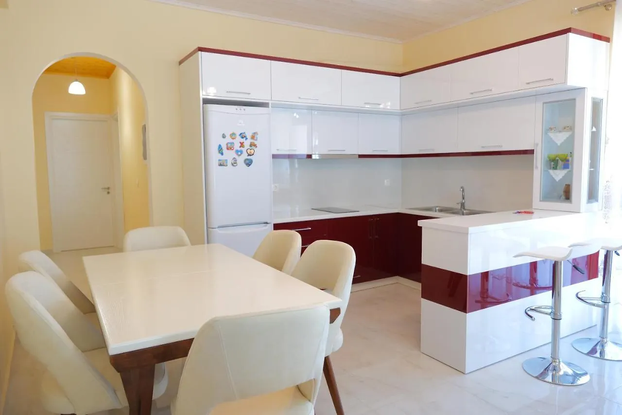 Golden Berden Boutique Apart-Hotel Cuke