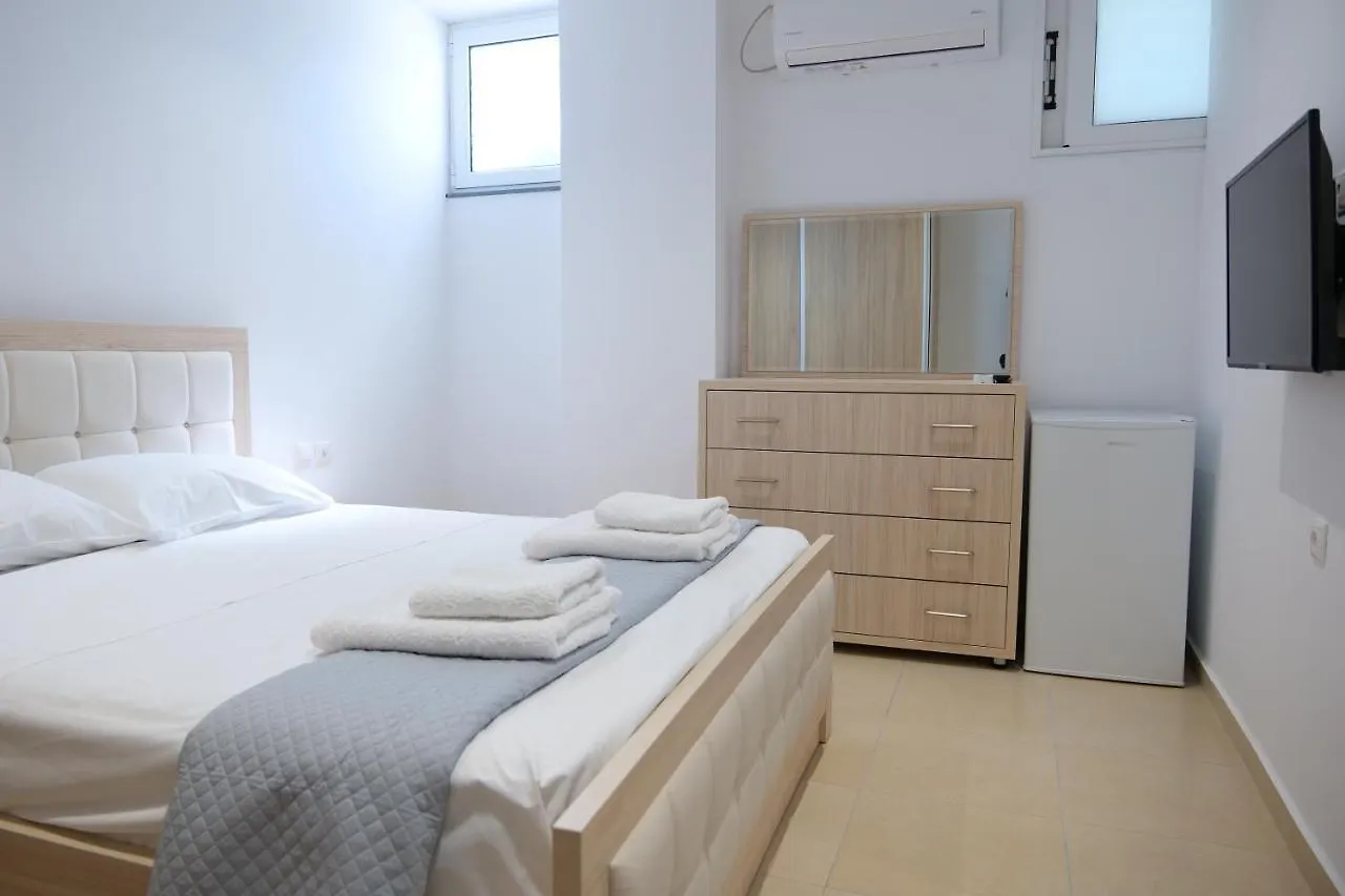 Golden Berden Boutique Apart-Hotel Cuke