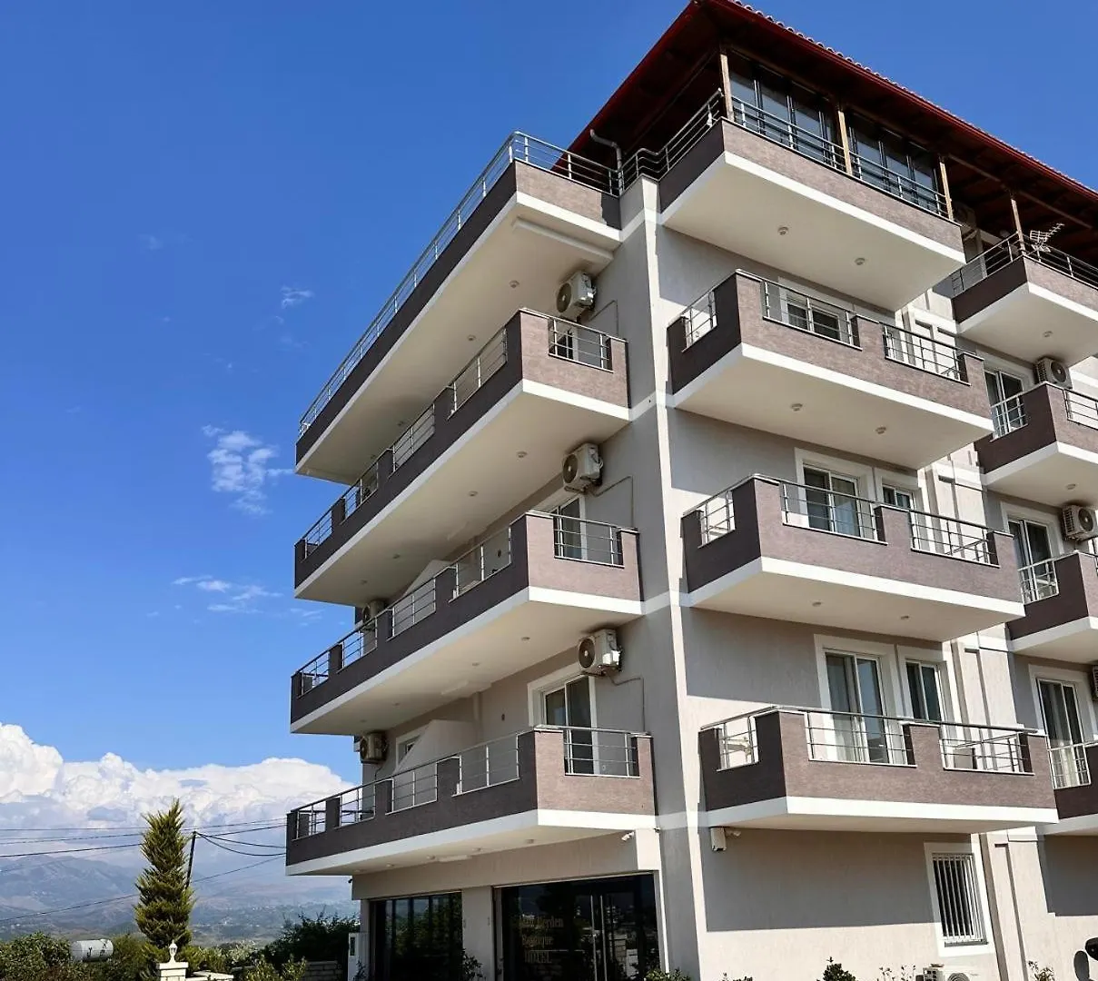 Golden Berden Boutique Apart-Hotel Cuke 0*,  Albania