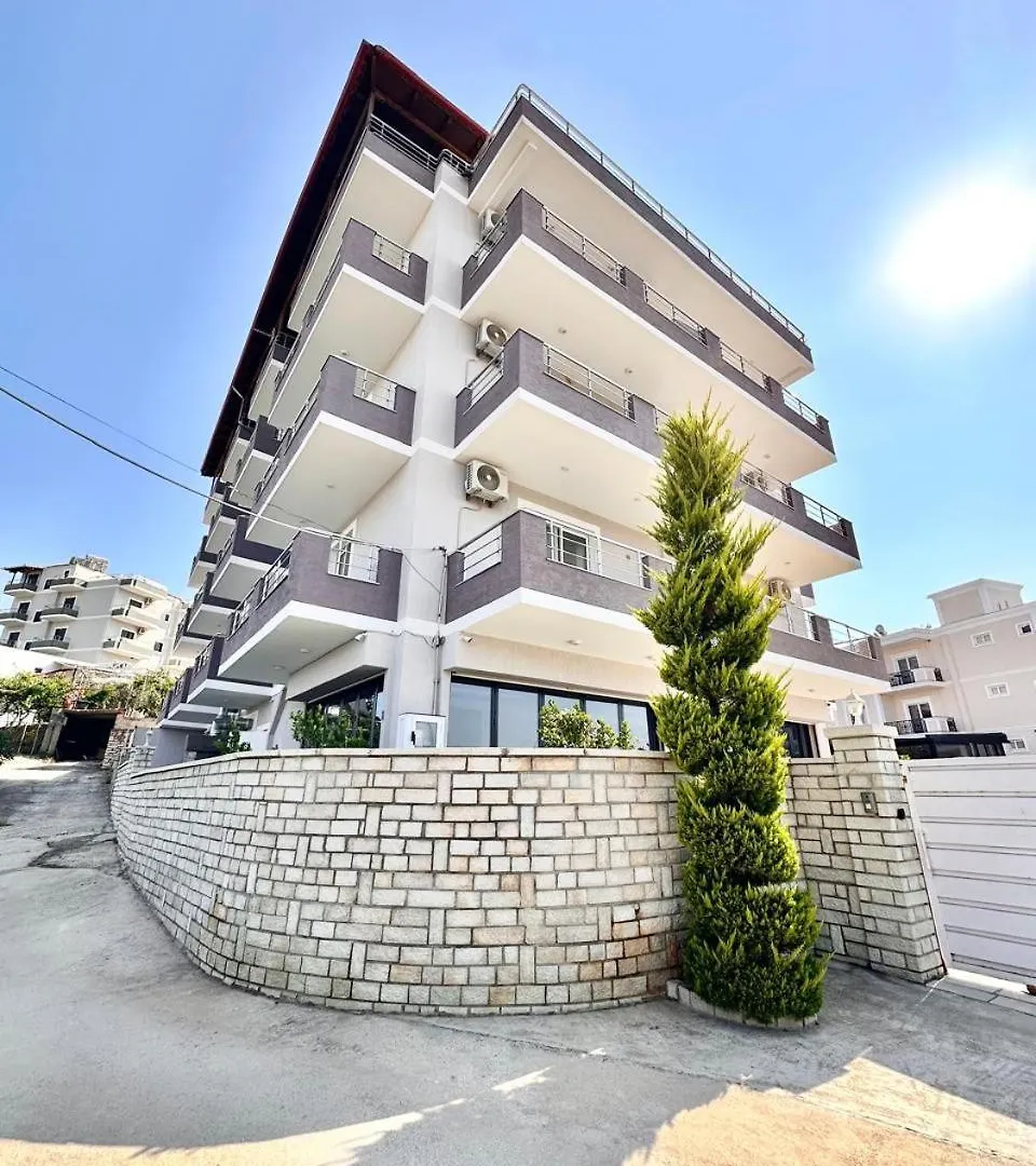 Golden Berden Boutique Apart-Hotel Cuke