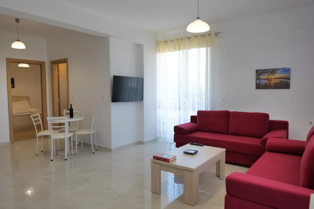Golden Berden Boutique Apart-Hotel Cuke Hotel