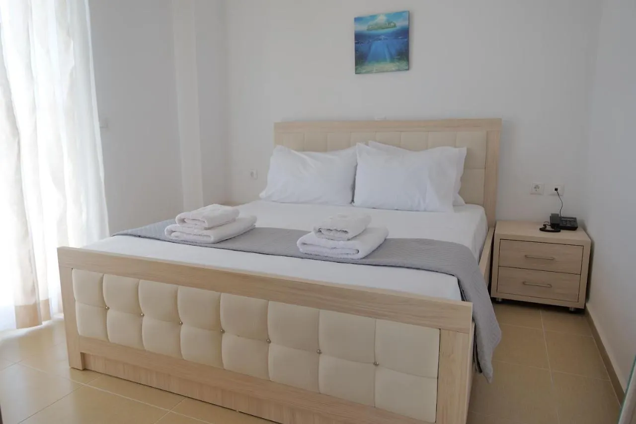 Golden Berden Boutique Apart-Hotel Cuke 0*,  Albania