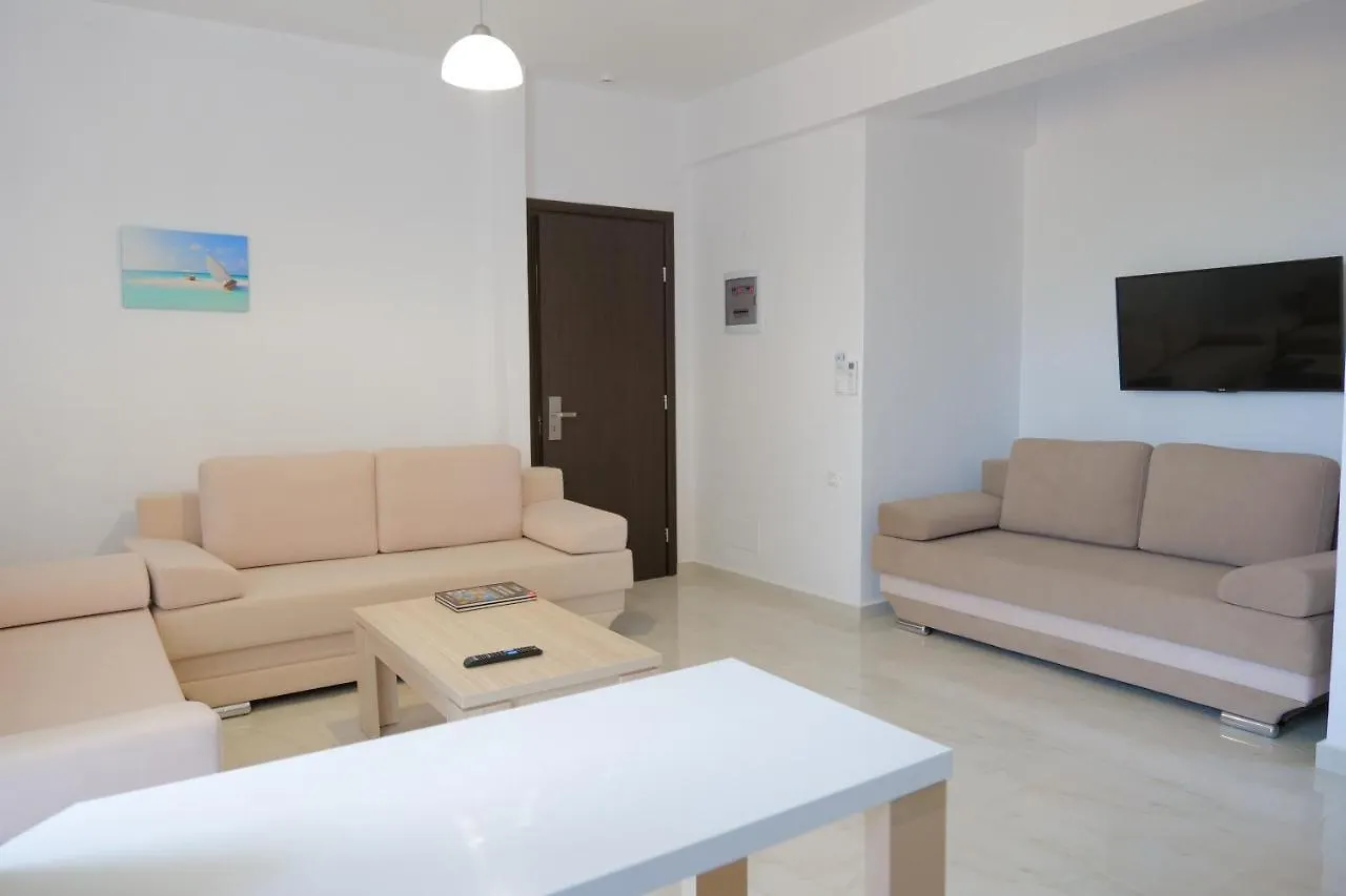 Golden Berden Boutique Apart-Hotel Cuke 0*,  Albania